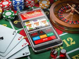 Antarmuka aplikasi mobile soju88 menampilkan meja blackjack dealer langsung